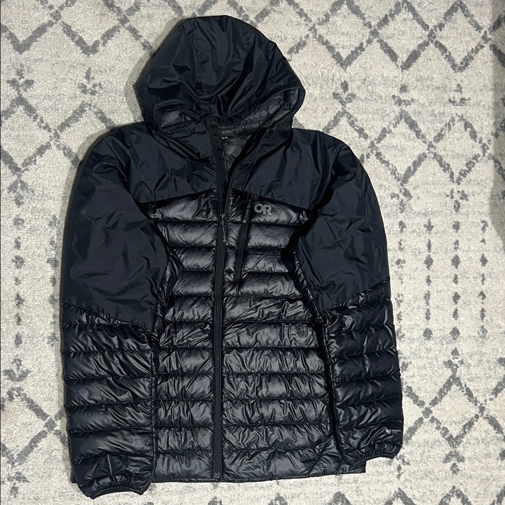 Outdoor Research Men's Black Puffer Jacket